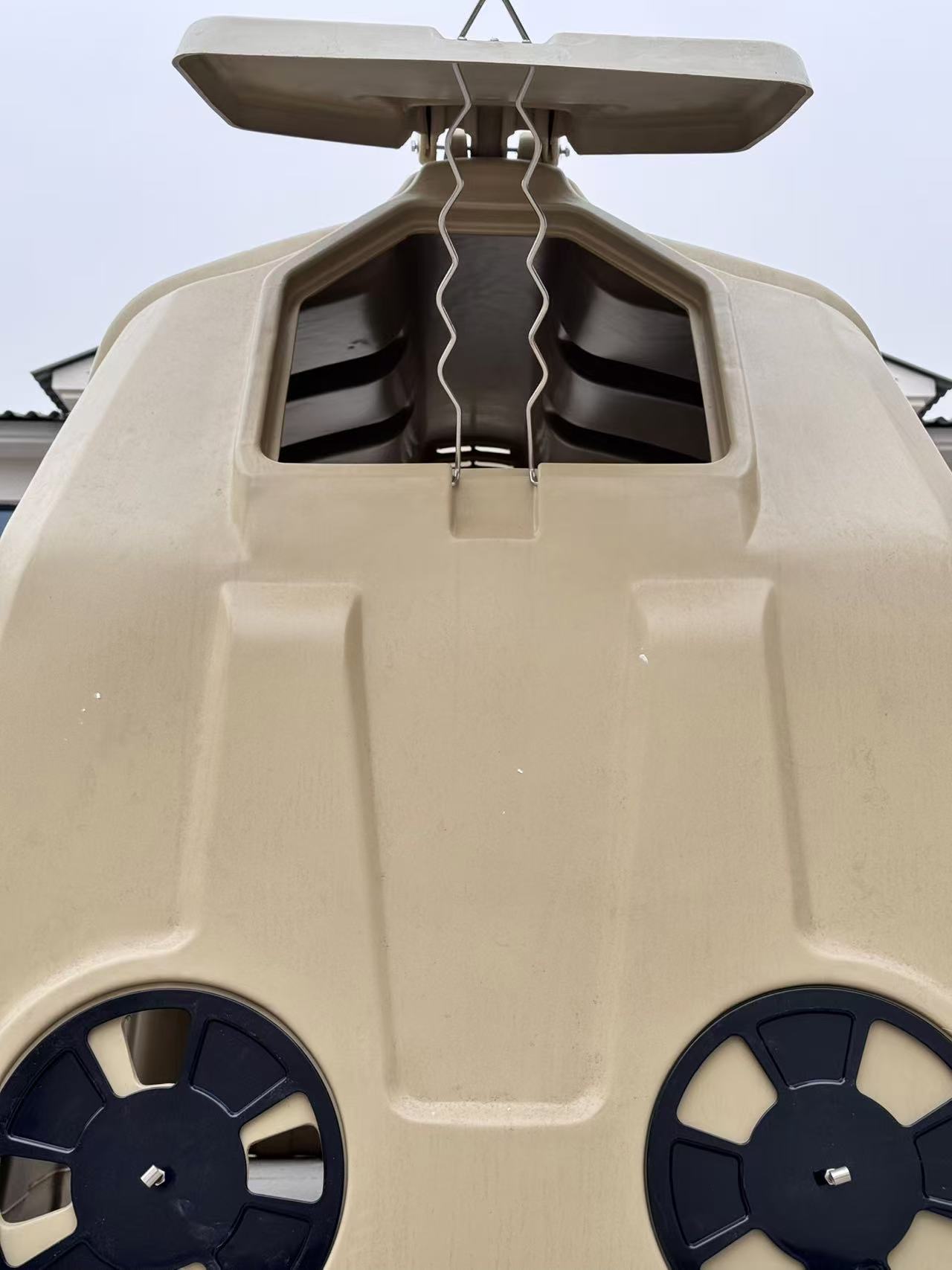 calf hutches accessories