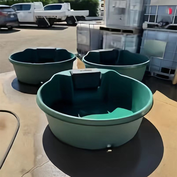 Round Poly Water Trough