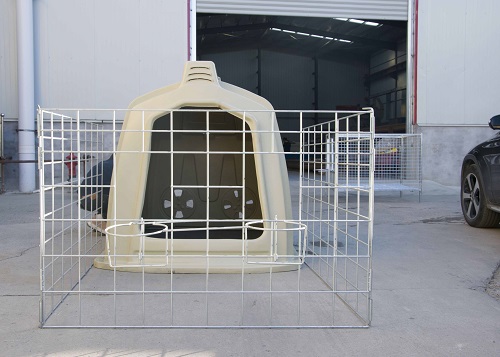 Ventilated Calf Hutch for Winter