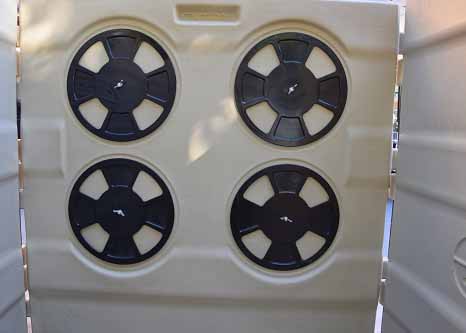 Ventilated Indoor Calf Pens